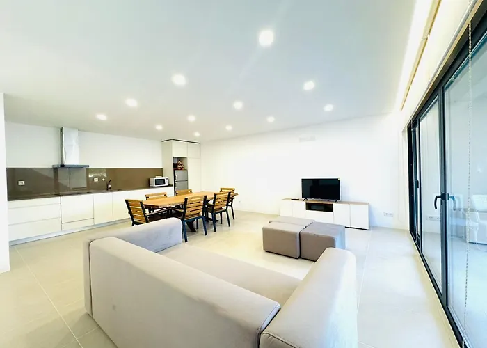 Quintinha Pilares Da Terra * Marinhas (Braga)